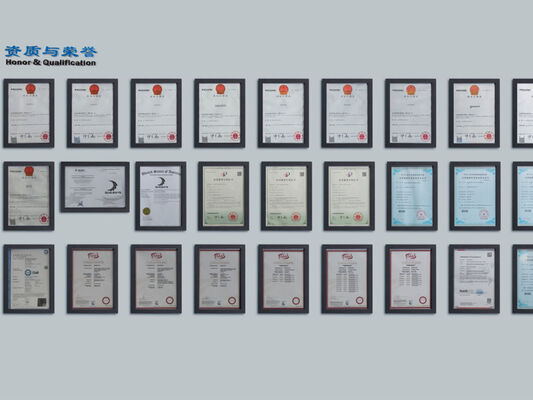 D4 LED আর্দ্রতা-নিরোধক বাতি, DIP সুইচযোগ্য পাওয়ার এবং 3CCT লুপ ইন-আউট তারের সাথে, ওয়ার্কশপ এবং গুদামগুলির জন্য উপযুক্ত, 3*1.5/2.5mm2 বা 5*1.5/2.5mm2 তারের মাধ্যমে