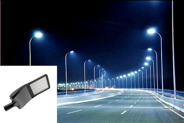 ছোট পার্কিং এলাকার জন্য 30W 4200lm আউটডোর ফ্ল্যাট LED স্ট্রিট লাইট