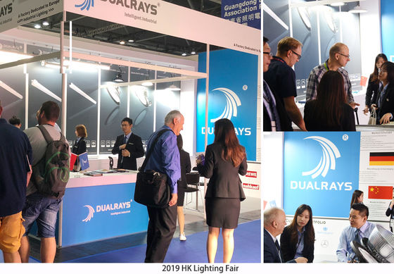 এইচবি 3 ডিআইপি সুইচযোগ্য পাওয়ার এবং 3 সিসিটি ইউএফও এলইডি হাই বে লাইট 100W 150LPW জরুরী ফাংশন সহ ঐচ্ছিক